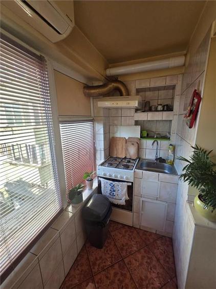 Apartament cu 2 camere decomandat, mobilat în Aradului