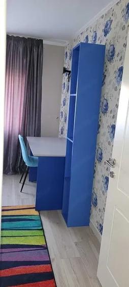 Apartament cu 3 camere decomandat în Traian