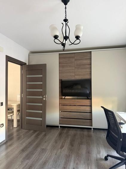 Apartament cu 3 camere decomandat în Dosu Bricii