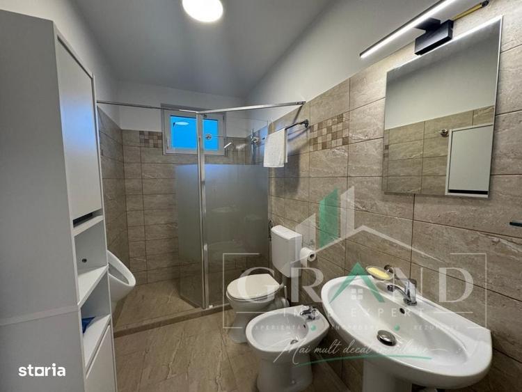 Casă cu 4 camere în Corușu