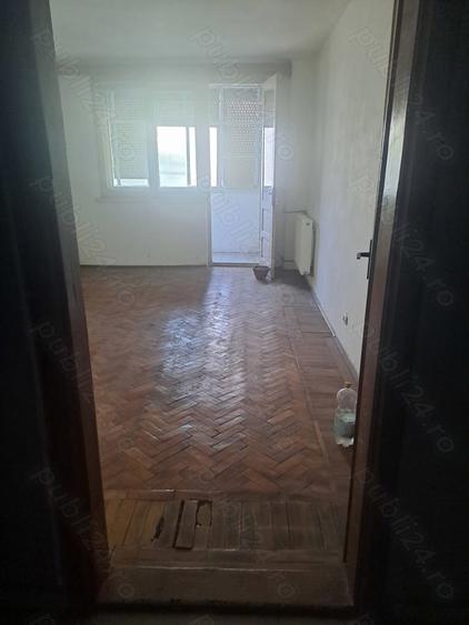 Apartament cu 2 camere în Calafat