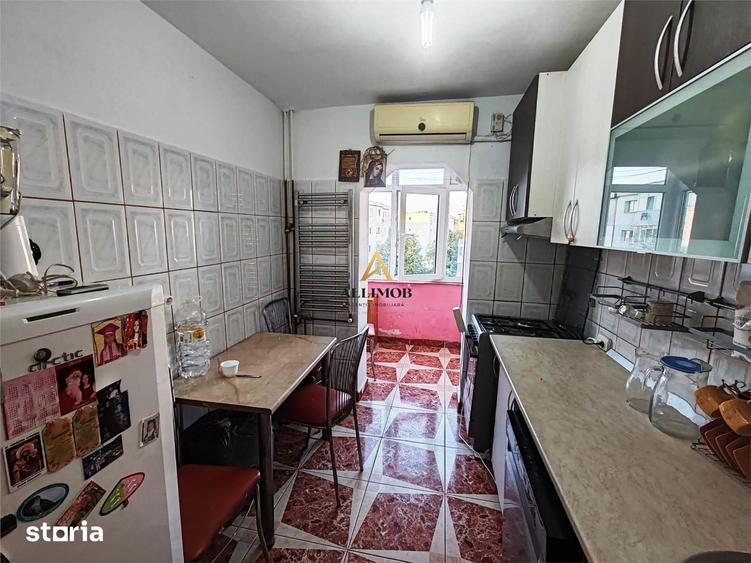 Apartament cu 2 camere decomandat în Mărășești