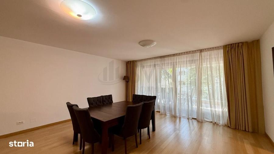 Apartament cu 3 camere în Aviatorilor