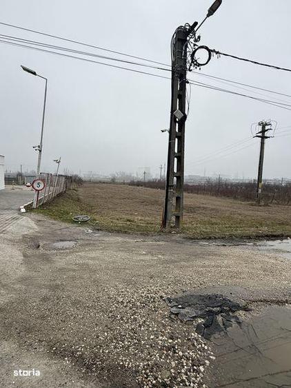 Teren de 3500 mp, în Căzănești