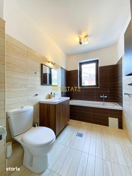 Casă cu 5 camere cu Teren 216 Mp în Aviației