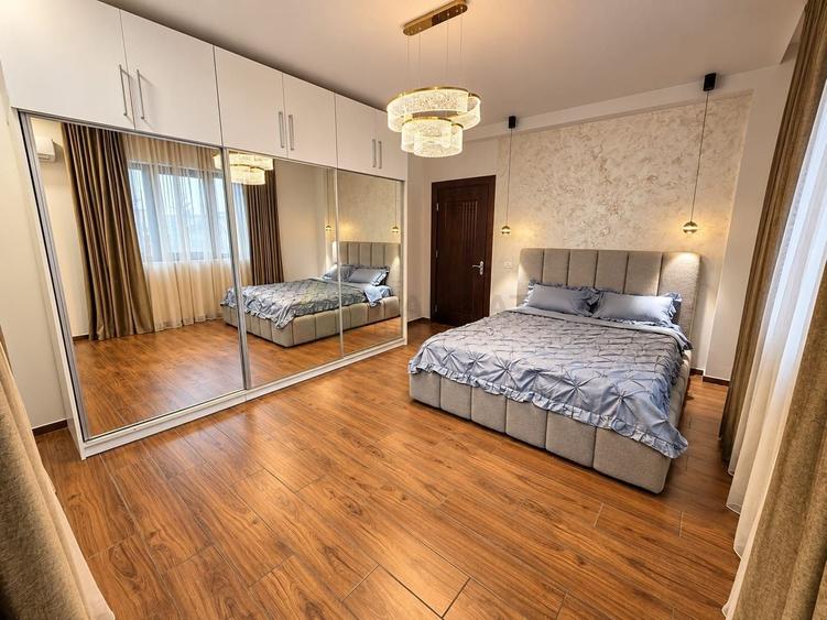 Apartament cu 3 camere decomandat, mobilat în Central