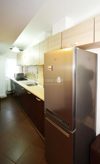 Apartament cu 2 camere decomandat, mobilat în Central