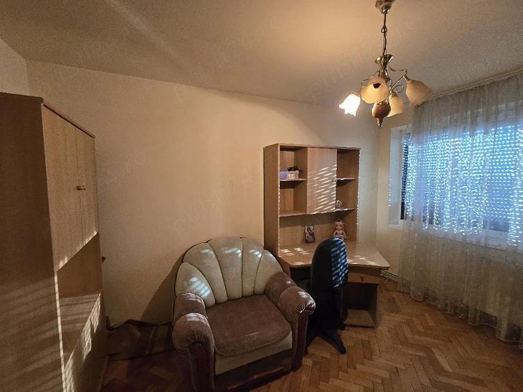 Apartament cu 2 camere semidecomandat în Progresul