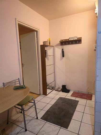 Apartament cu 2 camere decomandat în Podu Roș