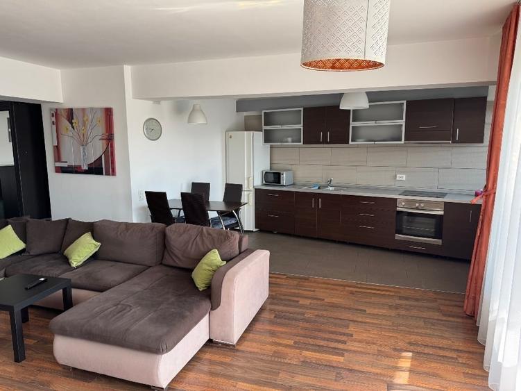 Apartament cu 2 camere semidecomandat, mobilat în Plopilor