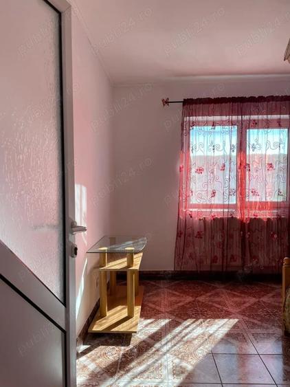 Apartament cu 2 camere decomandat în Galata