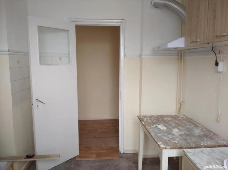 Apartament cu 2 camere semidecomandat în Hipodrom