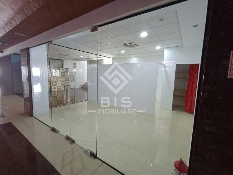 Spațiu comercial, de 25 mp, în Central