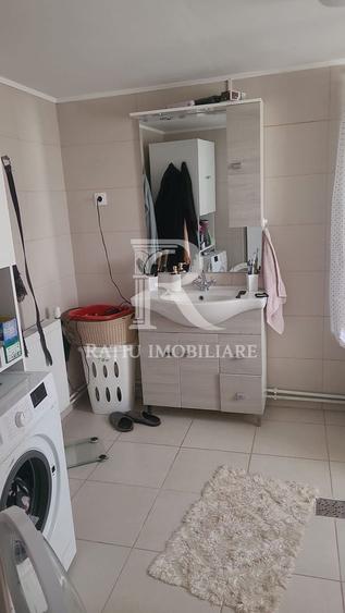 Casă individuală cu 3 camere cu Canalizare în Picleu