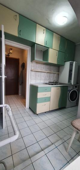 Garsonieră decomandată în Dacia