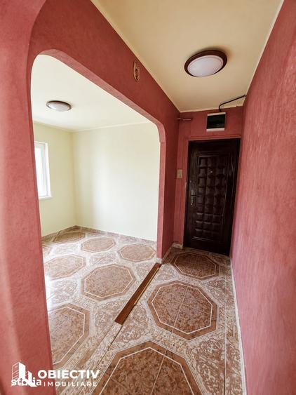 Apartament cu 4 camere decomandat în Central
