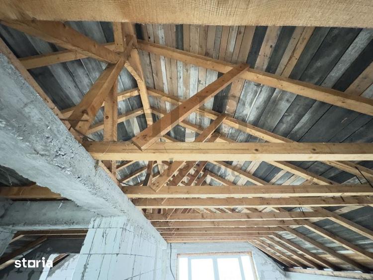 Casă cu 4 camere cu Teren 471 Mp în Săucești