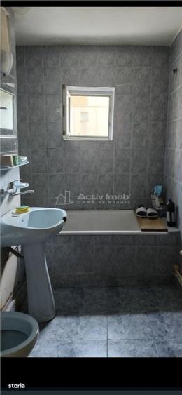 Apartament cu 2 camere decomandat în Valea Rosie