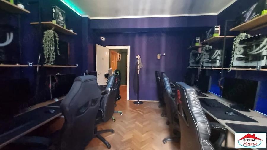 Casă cu 5 camere cu Teren 300 Mp în Central