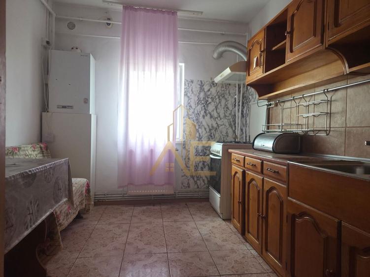 Apartament cu 2 camere semidecomandat în Sud