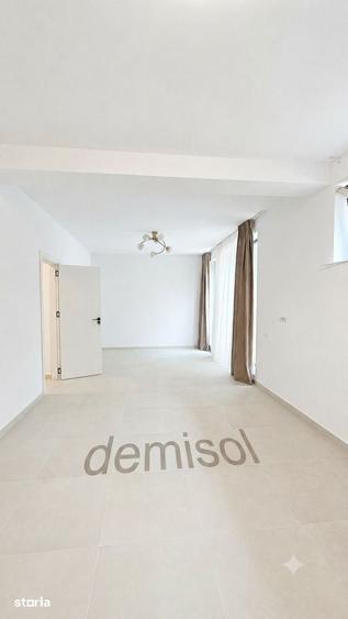 Casă cu 6 camere cu Teren 400 Mp în Ferdinand
