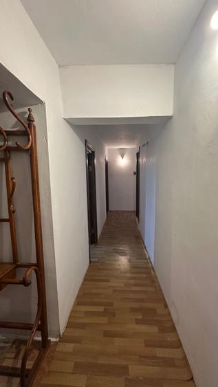 Apartament cu 3 camere nedecomandat în Central