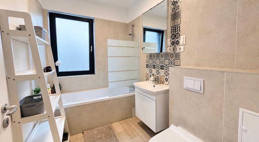 Apartament cu 2 camere semidecomandat în Urseni
