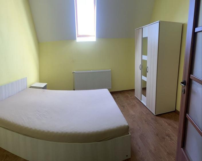 Apartament cu 2 camere decomandat în Steaua