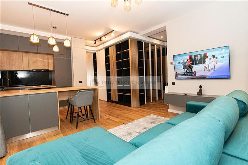 Apartament cu 2 camere semidecomandat, mobilat în Aviației