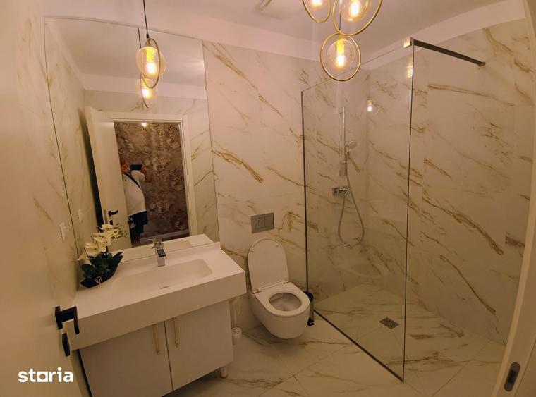 Apartament cu 2 camere decomandat în 13 Septembrie