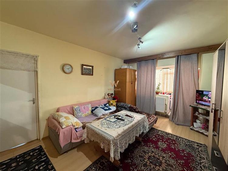 Apartament cu 2 camere semidecomandat în Turnișor
