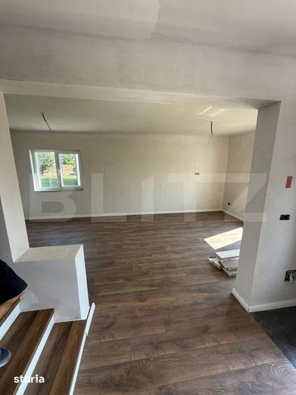 Casă cu 4 camere cu Teren 400 Mp în Moara