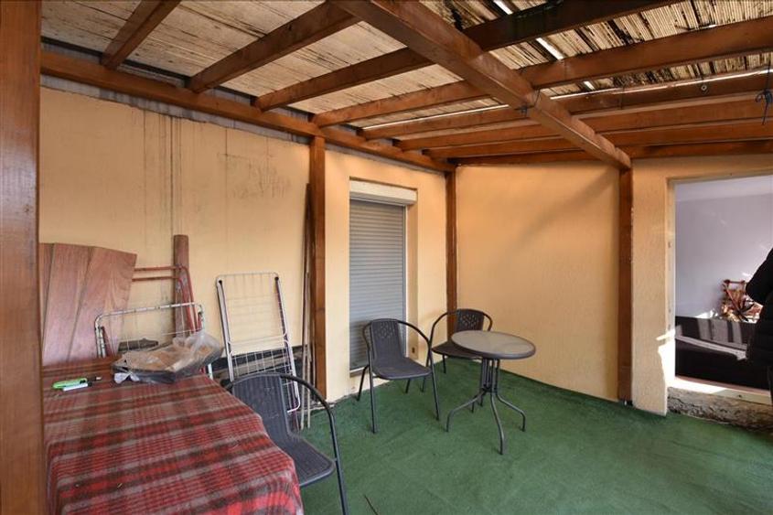 Apartament cu 3 camere decomandat, mobilat în Central