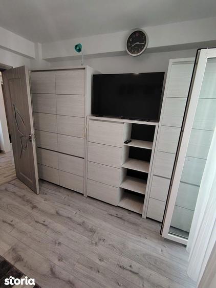 Se inchiriaza apartament 2 camere etaj 3 mobilat utilat complet 300e - 4