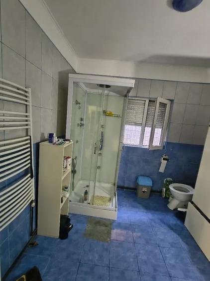 Casă cu 2 camere în Central