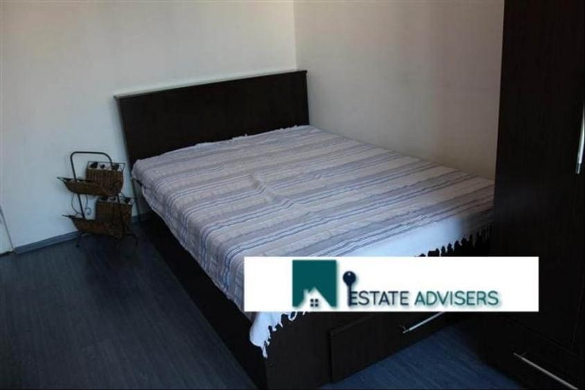 Apartament cu 2 camere semidecomandat, mobilat în Romană