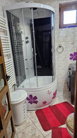 Apartament cu 5 camere decomandat, mobilat în Dumbrăveni