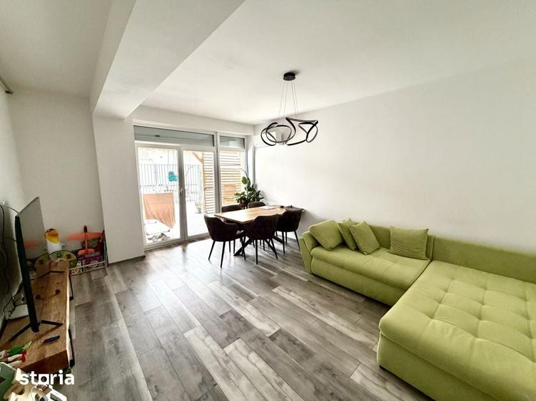 Apartament cu 4 camere decomandat în Ciarda Roșie