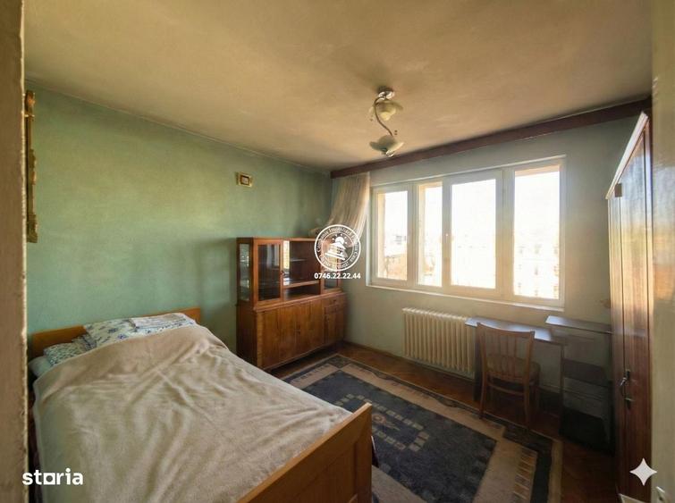 Apartament cu 2 camere decomandat în Piața Unirii