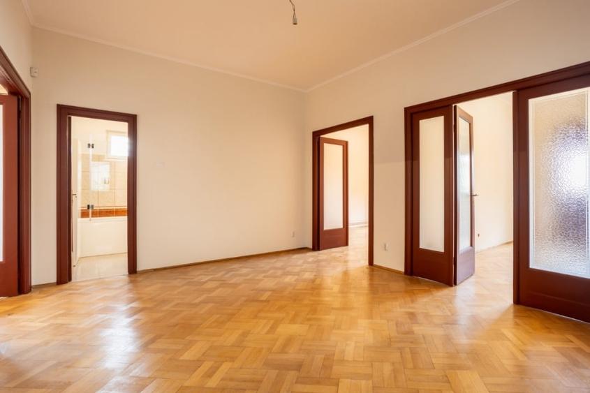Spațiu comercial, de 126 mp, în Aviatorilor
