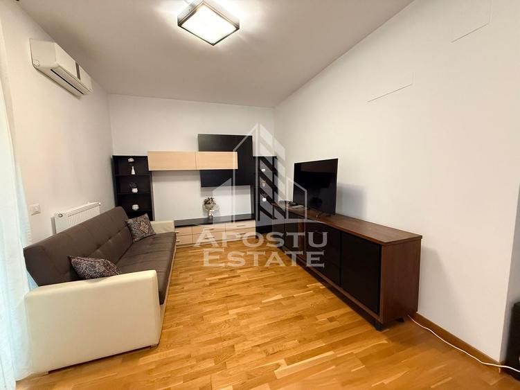 Apartament cu 3 camere decomandat, mobilat în Dumbrăvița