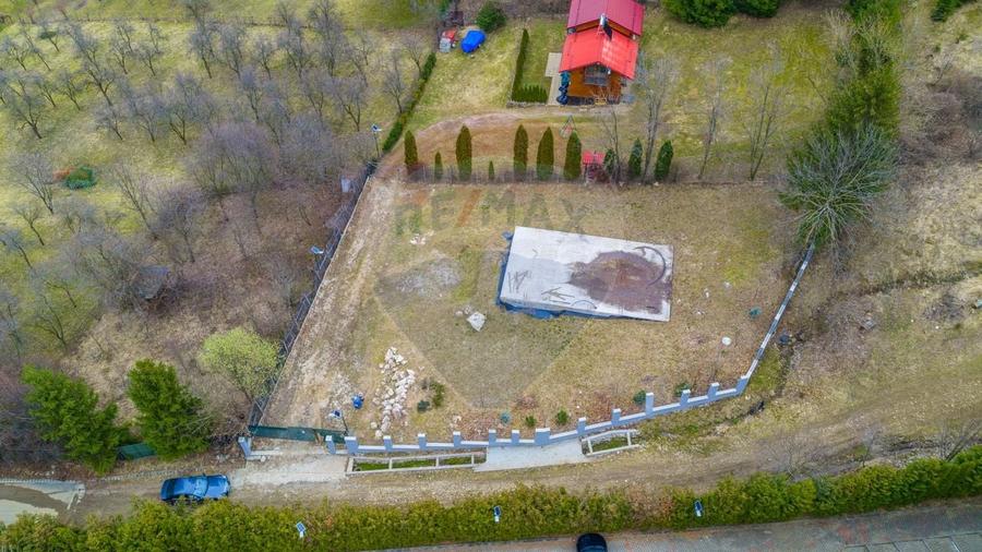 Teren Construcții intravilan de 857 mp, în Nord-Est