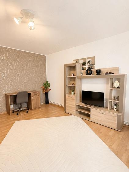 Apartament cu 2 camere decomandat în Faleza Nord