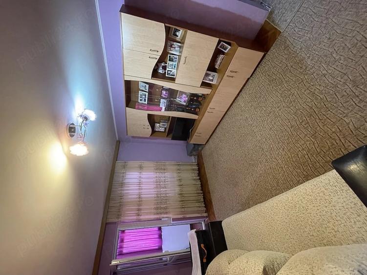 Apartament cu 3 camere semidecomandat, mobilat în Kogălniceanu
