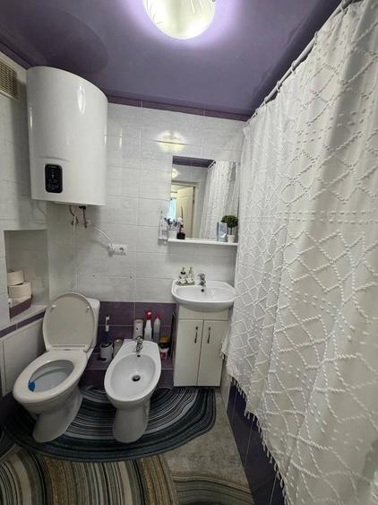 Garsonieră decomandată în Andronache