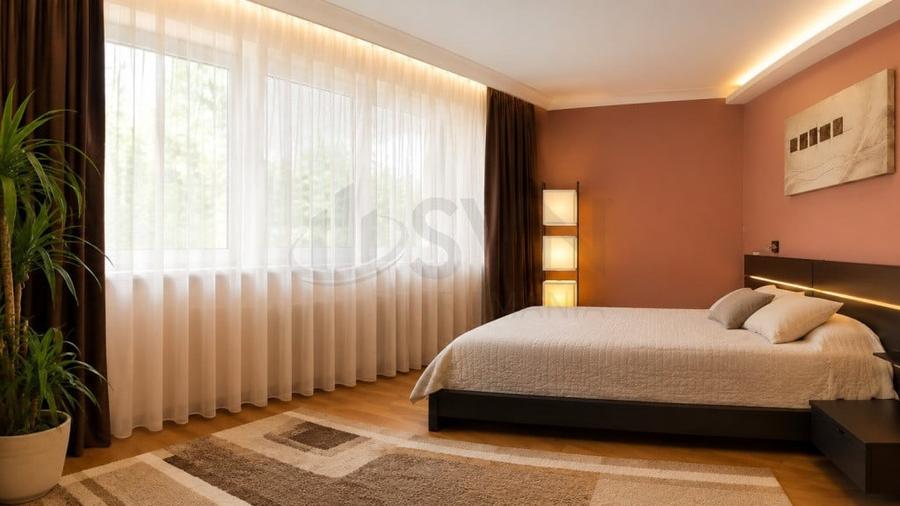Apartament cu 5 camere decomandat în Iancu Nicolae
