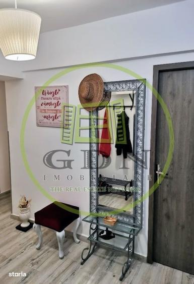 Apartament cu 2 camere decomandat, mobilat în Central