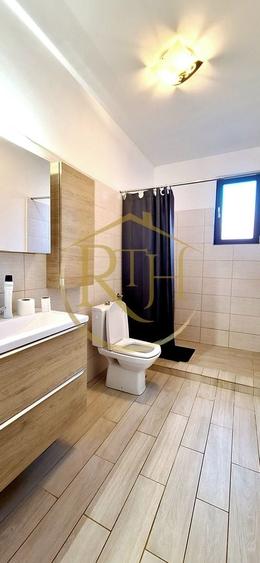 Casă individuală cu 3 camere cu Canalizare în Giroc