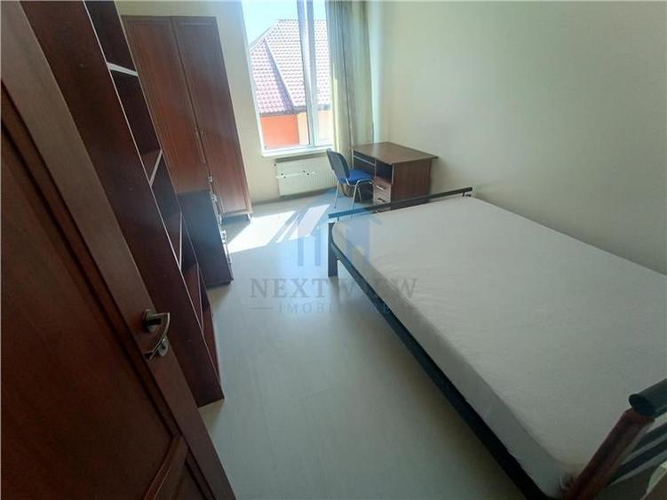 Apartament cu 3 camere decomandat în Zorilor