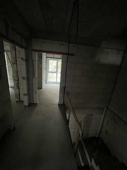 Casă individuală cu 4 camere cu Canalizare în Primo